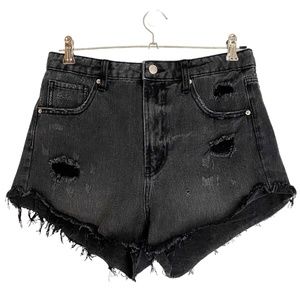 Wild Fable Women’s Black High Rise Cheeky Distressed Denim Shorts [US 6]